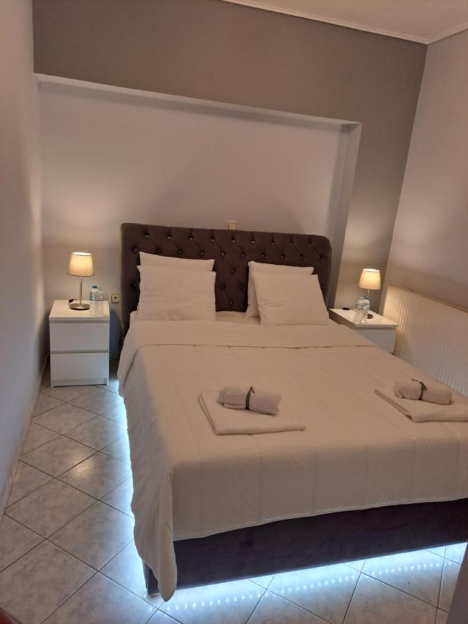 Four Seasons Apartment Artemida  Ngoại thất bức ảnh